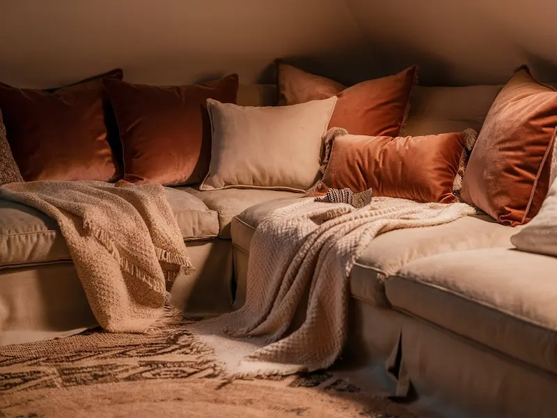 Cozy Areas with Layers of Texture 3